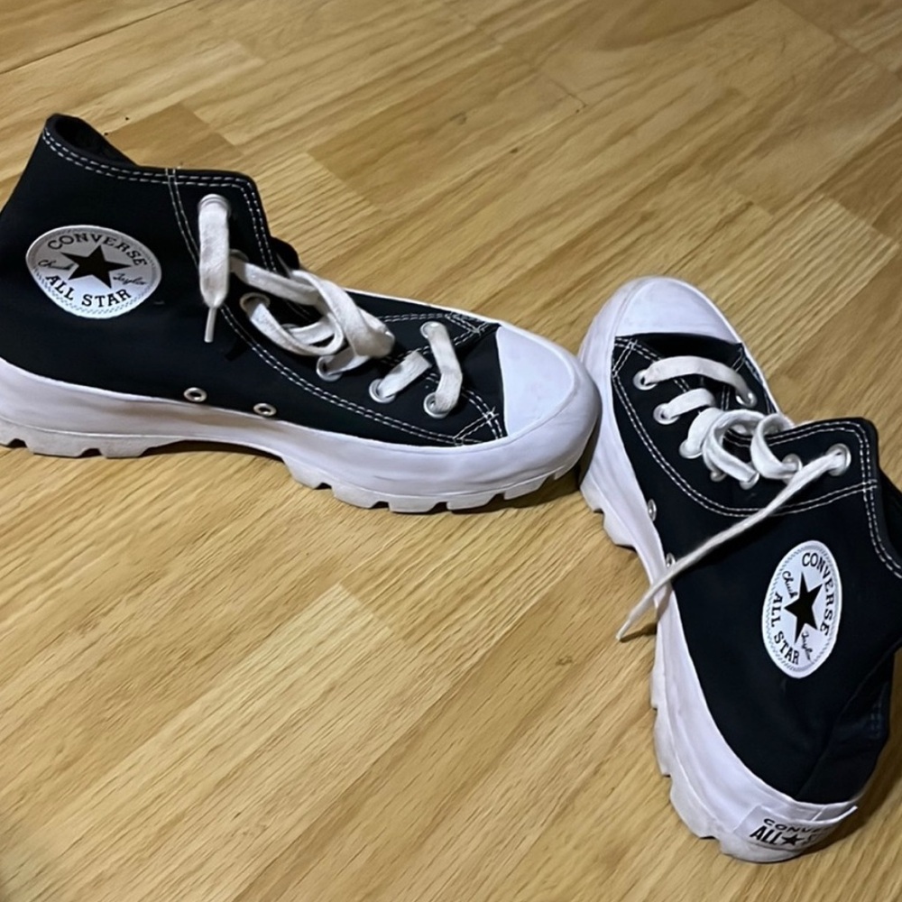 Converse Black and White High-Top Sneakers Classic Design